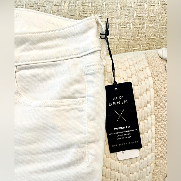 🤍American Eagle White Super Stretch Raw Hem Cropped Jeggings/Jeans NWT, Size 8 - Picture 14 of 16